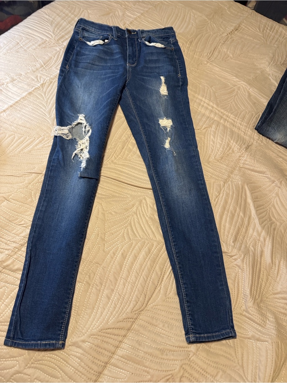 MUDD Flex Stretch Dark Blue Distressed Skinny Jeans Sz 7